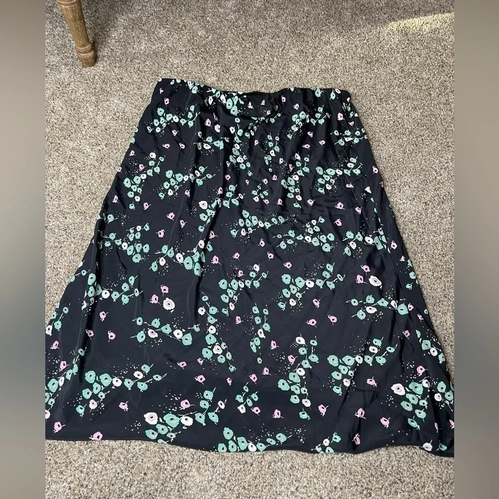 NASTY GAL Women's Black Floral Print SATIN MIDI SKIRT Size US 16